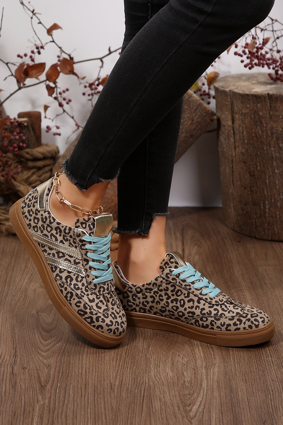 Harmony Detail Lace Up Sneakers-3